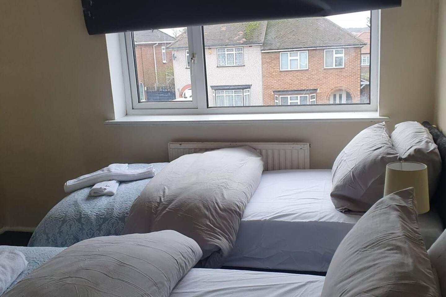 Lovely Contractor Family House * Londra